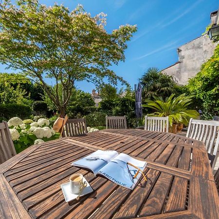 Escale Rochelaise, Gite Urbain Avec Spa Bain Nordique Et Sauna Tonneau La Rochelle  Exterior foto